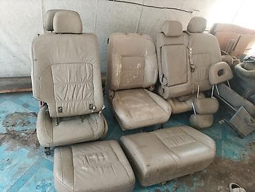 yamaha crypton 110: Комплект сидений, Кожа, Nissan 2002 г., Б/у, Оригинал — 1