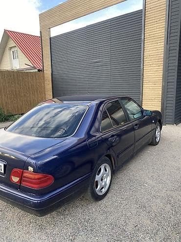 w210 2 6: Mercedes-Benz E-Class: 1999 г., 3 л, Автомат, Дизель, Седан — 4