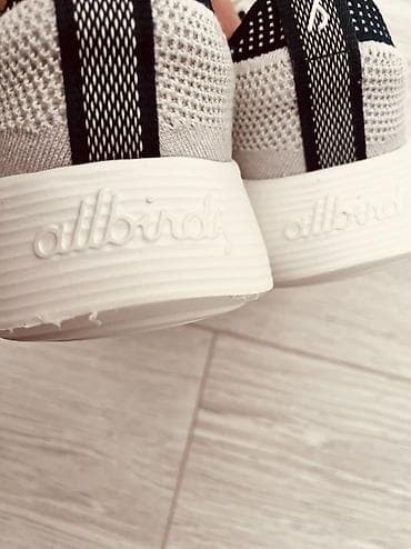 бу золота: Кроссовки Allbirds (логотип на пятке и стельке). - Лёгкая вязана́я — 1