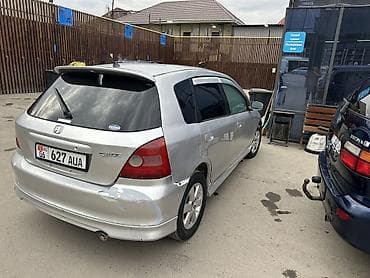 Honda Civic: 2000 г., Вариатор, Бензин, Хэтчбэк — 4