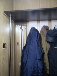 Шкафы для одежды: Шкаф-прихожая, Б/у, С зеркалом, Дерево — 2