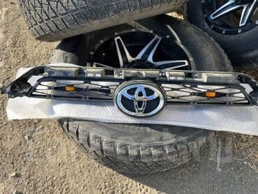 решетка 4runner: Toyota, Б/у, Оригинал — 1