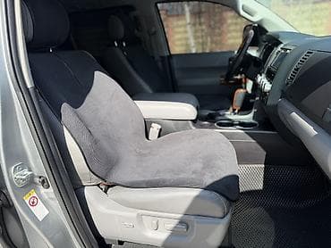 Toyota Sequoia: 2020 г., 5.7 л, Автомат, Бензин, Внедорожник — 9