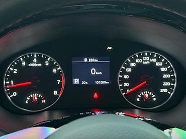 Продажа авто: Kia Seltos: 2020 г., 1.6 л, Автомат, Бензин, Кроссовер — 9