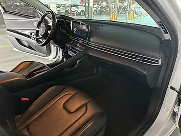 rexton 2020: Hyundai Avante: 2021 г., 1.6 л, Автомат, Газ, Седан — 5