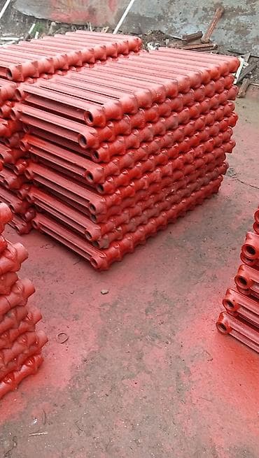 Ремонт и строительство: Секции чугунных радиаторов отопления (однотрубные элементы, окрашены — 2