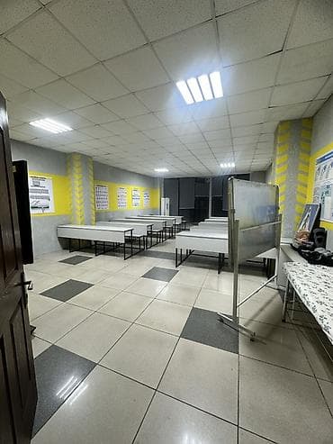 автомойки на аренду: Аренда офисов, 370 м², С отдельным входом, С отдельным сан узлом — 4