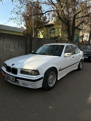 шипованная резина б у: BMW 3 series: 1992 г., 1.6 л, Механика, Бензиновая, Седан — 3