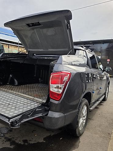 Транспорт: Ssangyong Rexton: 2018 г., 2.2 л, Автомат, Дизель, Кроссовер — 10