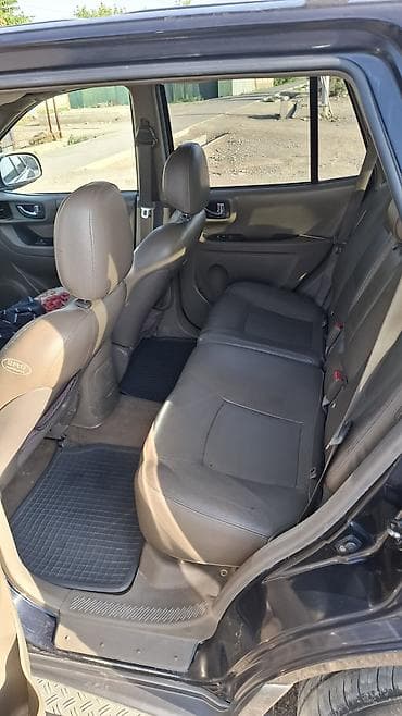 сантафе 2: Hyundai Santa Fe: 2004 г., 2.4 л, Механика, Бензин, Внедорожник — 4