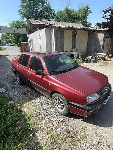 велтмейстер авто: Volkswagen Vento: 1993 г., 1.8 л, Механика, Бензин, Седан — 1