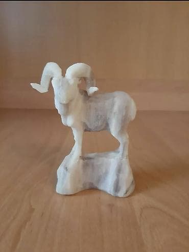 продаю статуэтки: Продаю — 2