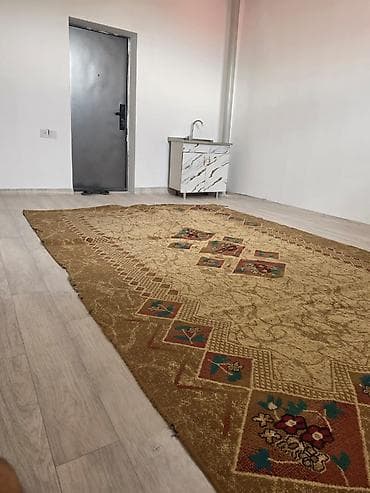 Сдаётся 1 комната на длительный срок. площадь 20 кв.м. гор.вода/хол