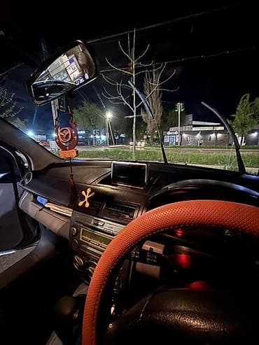 mini car: Mazda Demio: 2004 г., 1.3 л, Автомат, Бензин, Хэтчбэк — 4