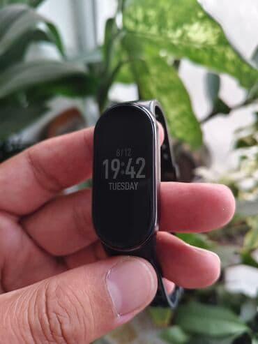 купить трекер: Продаю Mi band 9 Состояние Б/У есть незначительные царапины продаю — 2