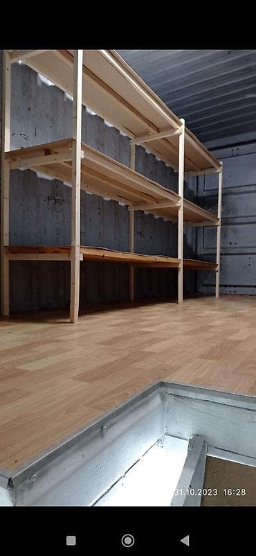 Дордой Алкан базар Сдается контейнер Обьем:40 тонн 2 этажный,есть