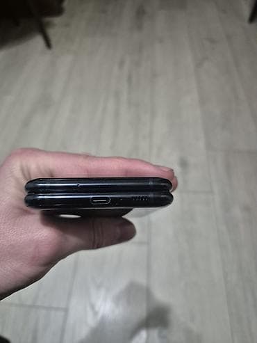 сканеры ручной: Samsung Z Flip, Б/у, 256 ГБ, цвет - Черный, 1 SIM, eSIM — 9