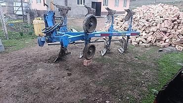 bid e2: Оборотный навесной плуг, 4-корпусный Описание: - Конструкция с — 1