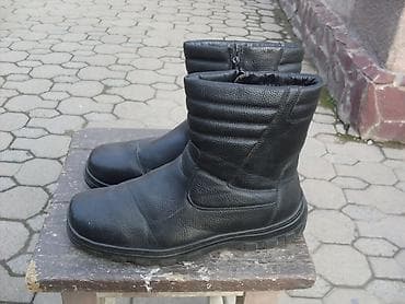 обувь дордой: Продаю: Ботинки (45 р.) новые-1600 сом (Россия), берцы-850 сом — 7
