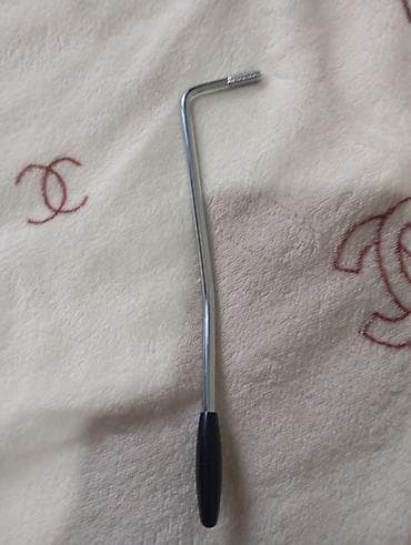 Спорт и хобби: Продаю электро гитару chard китайского производства. на гитаре стоят 2 — 8