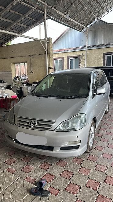 Унаа: Toyota Ipsum: 2004 г., 2.4 л, Автомат, Бензин, Вэн/Минивэн — 1