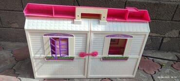 Оюнчуктар: Продается кукольный домик в хорошем состоянии . По всем вопросам — 7