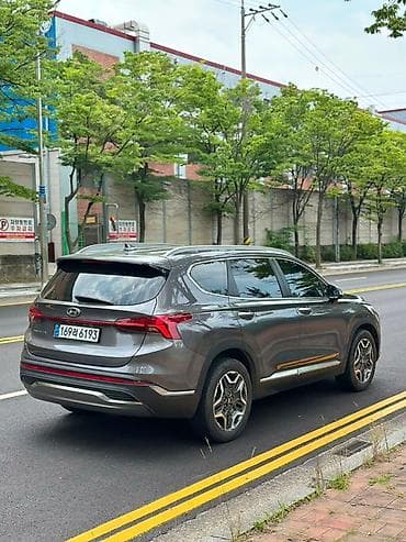byd e7: Hyundai Santa Fe: 2021 г., 1.6 л, Автомат, Гибрид, Кроссовер — 9