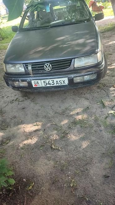 Volkswagen Passat: 1994 г., Кол менен иштөөчү, Седан — 4