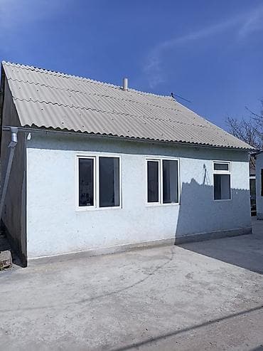 Продаётся жилой дом с придомовой территорией и садом. - Одноэтажный