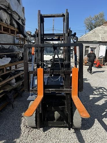 капот инспаер: Погрузчик, Toyota, Колесный, Вилочный — 2