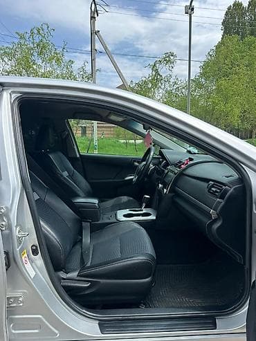 b class: Toyota Camry: 2014 г., 2.5 л, Автомат, Бензин, Седан — 6