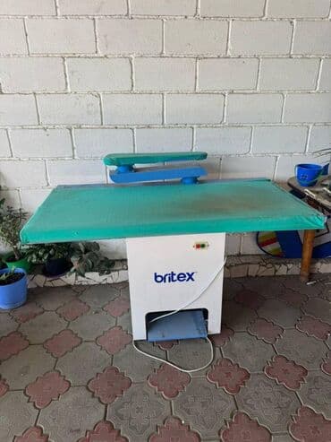 Промышленный комплект для влажно-тепловой обработки одежды: утюжильный