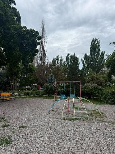 Квартиры: 2 комнаты, 50 м², Восток-5 мкр 105 серия, 3 этаж, Старый ремонт — 9