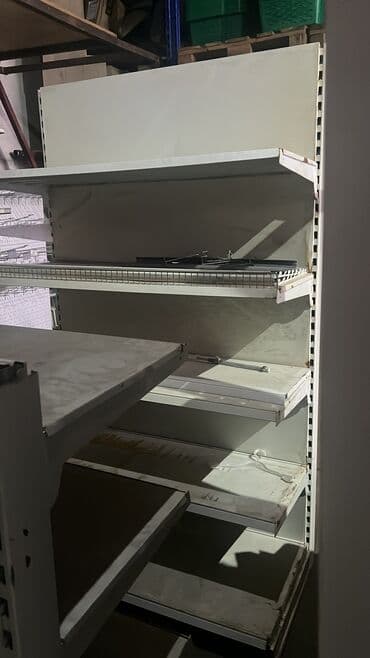 недорогое оборудование для малого бизнеса: Витрины, стеллажи, полки торговые металлические б/у, полка магазинная — 6