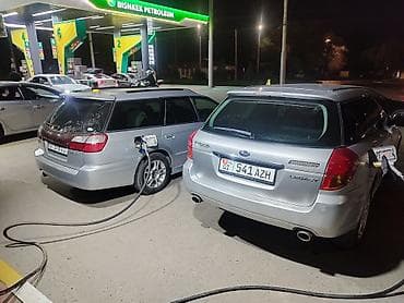 Subaru Legacy: 2004 г., 2 л, Автомат, Газ, Универсал — 8