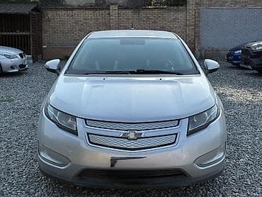 500: Chevrolet Volt: 2013 г., 1.4 л, Автомат, Гибрид, Седан — 3