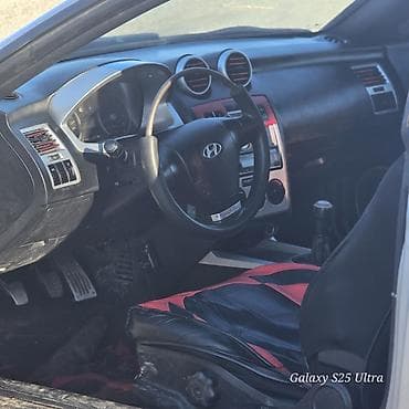 Hyundai Tiburon: 2001 г., Механика, Бензин, Купе — 5