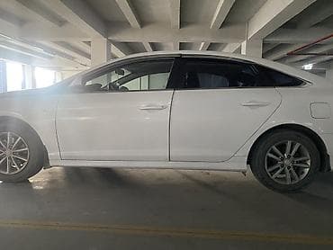 хром соната: Hyundai Sonata: 2019 г., 2 л, Автомат, Газ, Седан — 3