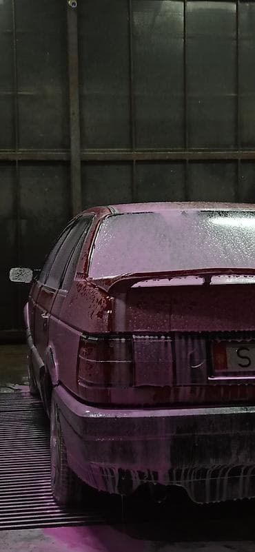 без дтп: Volkswagen Passat: 1989 г., 1.8 л, Ручные, Бензин, Седан — 10