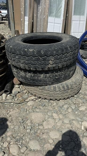 r16 305: Грузовые шины 12R22.5 - Размер: 12 R 22.5 - Индекс нагрузки/скорости — 4