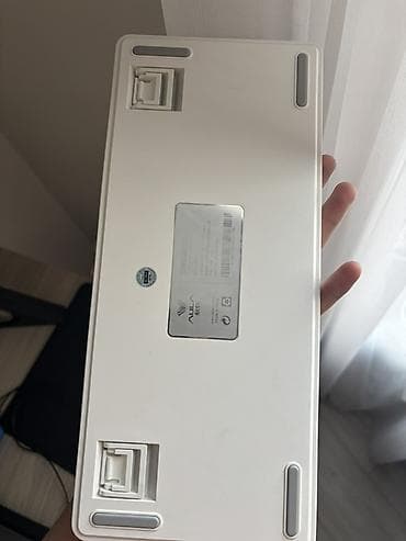 Стол компьютерлери жана комлектөөчүлөр: Клавиатура, Aula, Механикалык, Bluetooth туташтыруу — 3