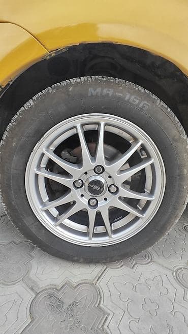 bid e2: Toyota Ist: 2003 г., Автомат, Бензин — 9