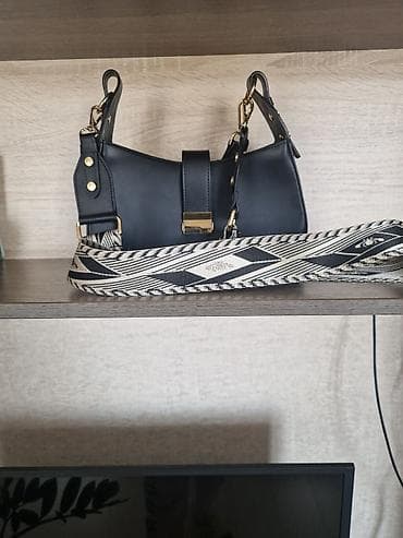 casio a168: Классическая сумка, Италия, Материал: Натуральная кожа, Регулируемый ремень, Женские — 3