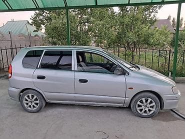 Mitsubishi Space Star: 1999 г., 1.3 л, Механика, Бензин, Универсал — 2