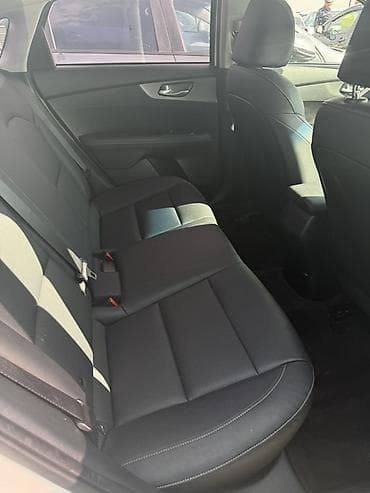 opel combo: Kia Cerato: 2019 г., 1.6 л, Вариатор, Бензин, Седан — 7