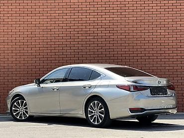Lexus ES: 2021 г., 2.5 л, Автомат, Гибрид — 4