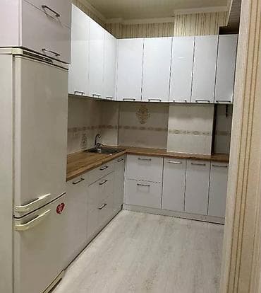 сдаю на месяц: Азия мол 1 комнатная 30000 — 3