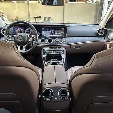 mers e124: Mercedes-Benz E-Class: 2019 г., 2 л, Автомат — 9