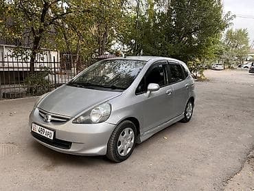 Honda Fit: 2004 г., 1.3 л, Вариатор, Бензин, Хэтчбэк