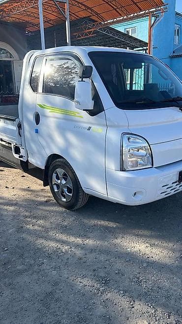hyun: Hyundai Porter: 2020 г., 2.5 л, Автомат, Электромобиль, Фургон — 2